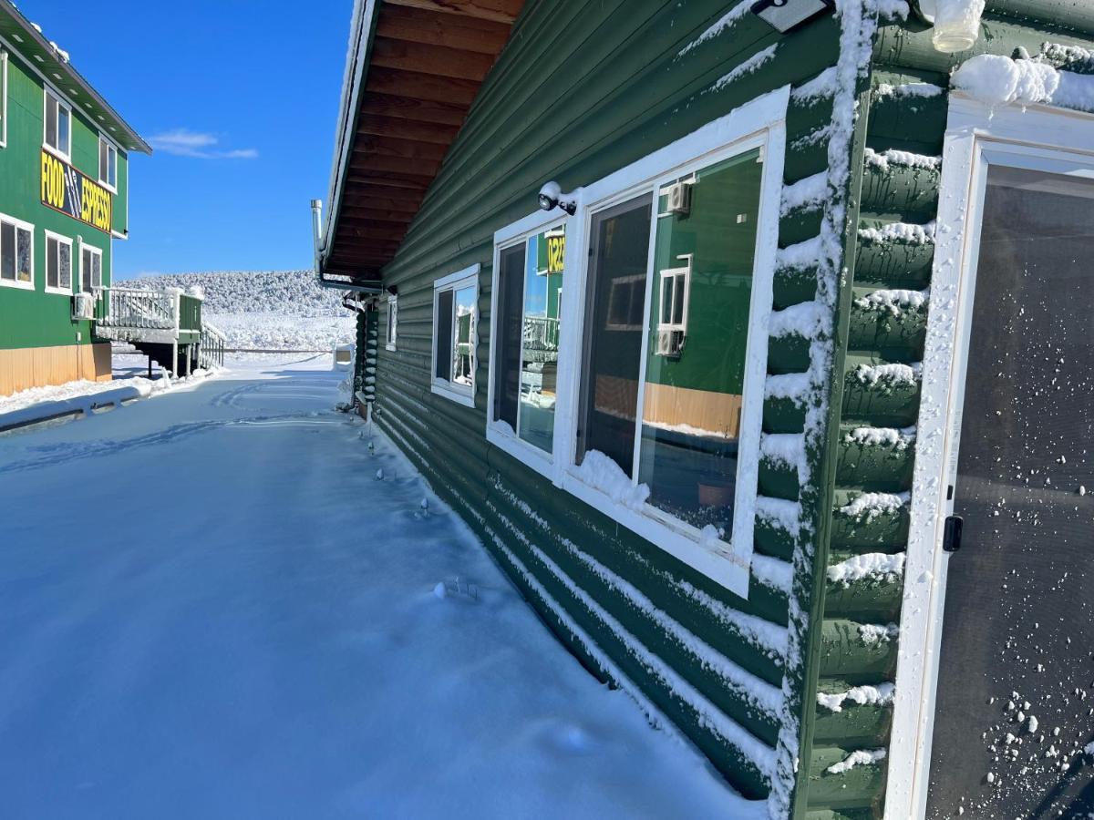 Bryce Sunset Inn Panguitch Exterior photo